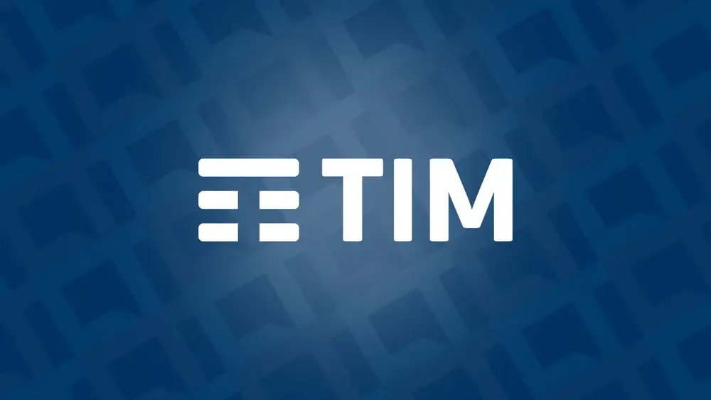 Advogada é condenada a pagar R$ 100 mil à TIM após mais de mil ações