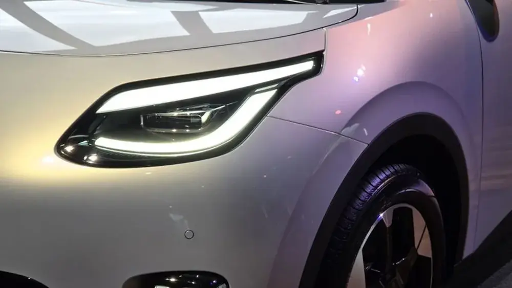 GAC Aion UT supera 1.000 vendas e desafia BYD no Brasil